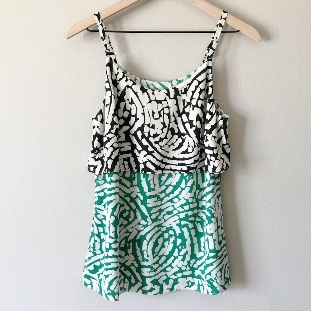 CAbi #5732 Hobnob Two Tier Cami Green/Black XS EUC